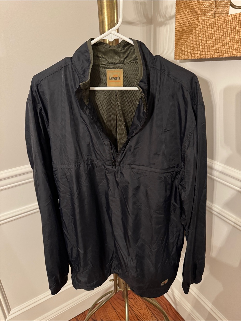 Ashworth Men’s Lightweight Windbreaker Pullover